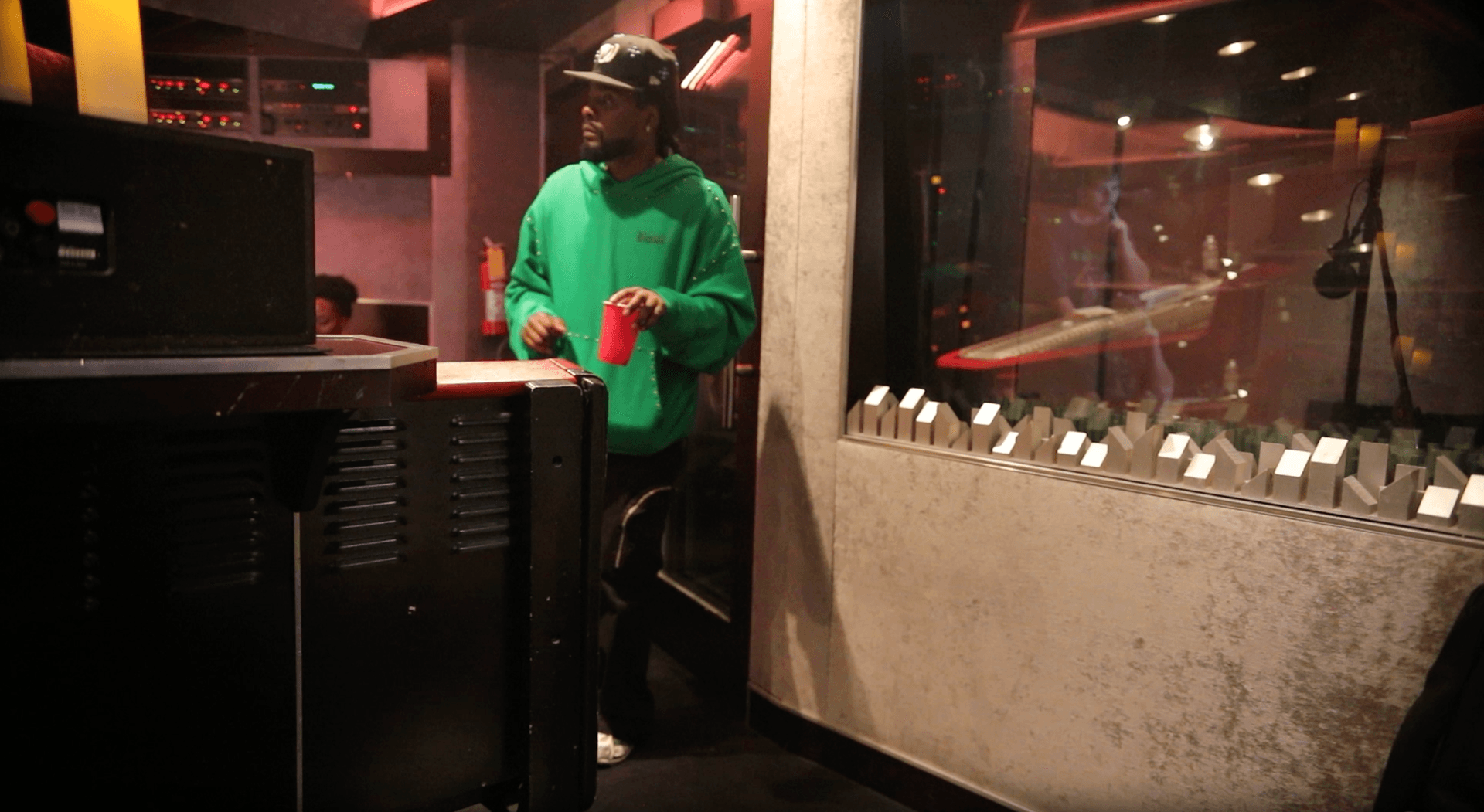 Listening Session - Exclusive Video Content 20